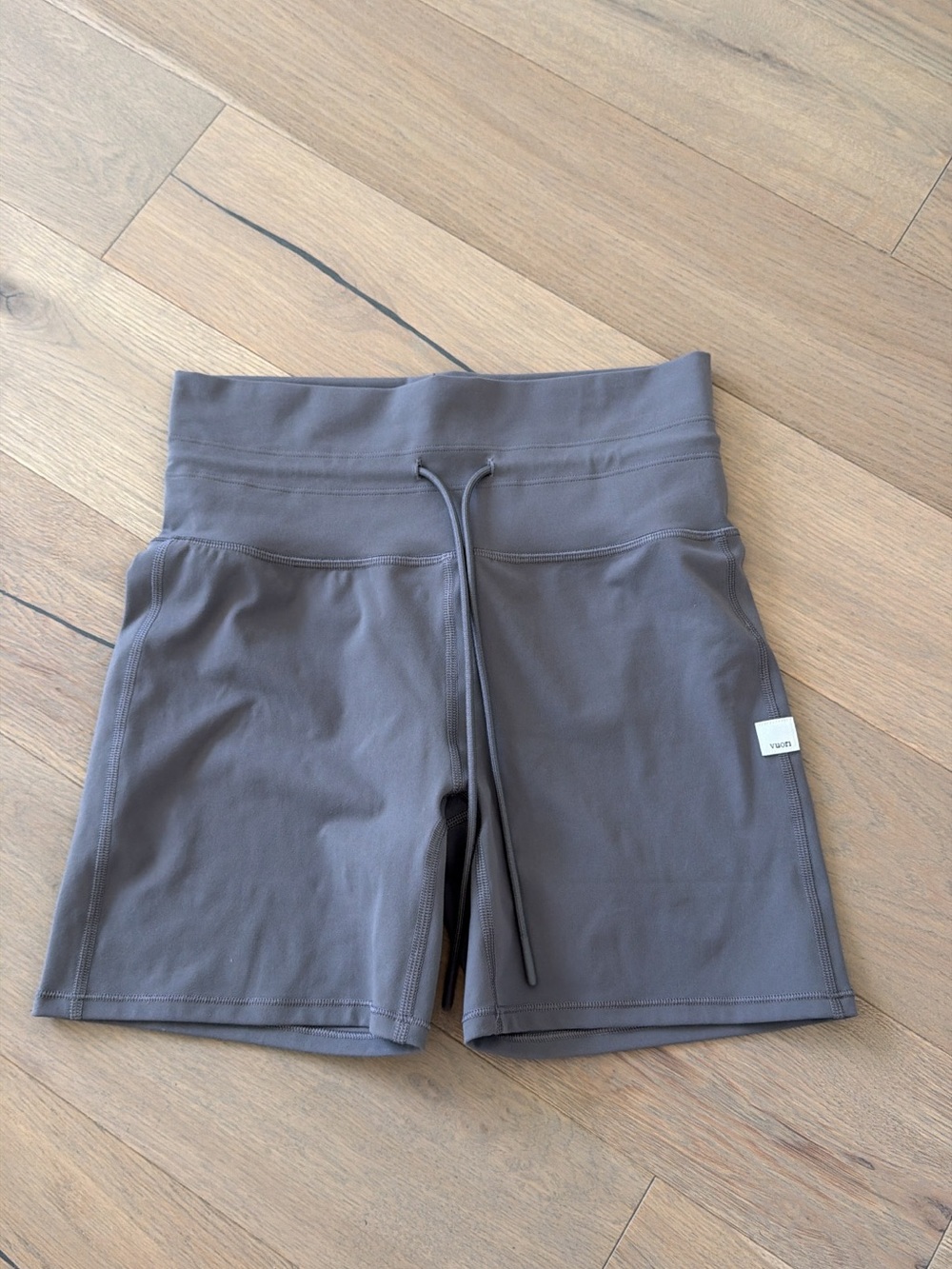 VUORI DAILY TRACK SHORTS